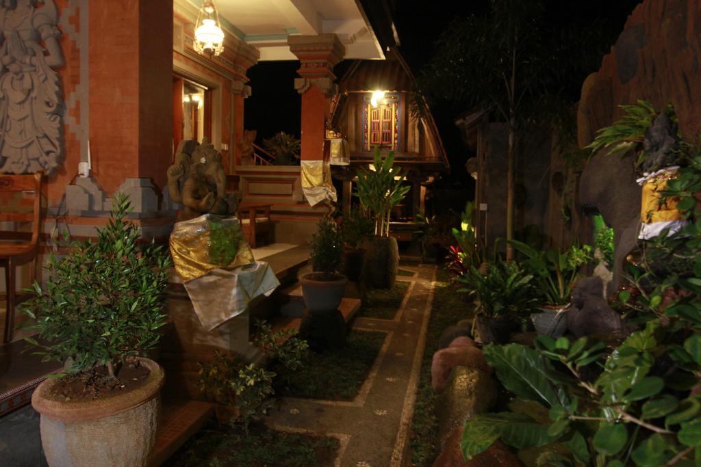 Loris Homestay Ubud Eksteriør billede