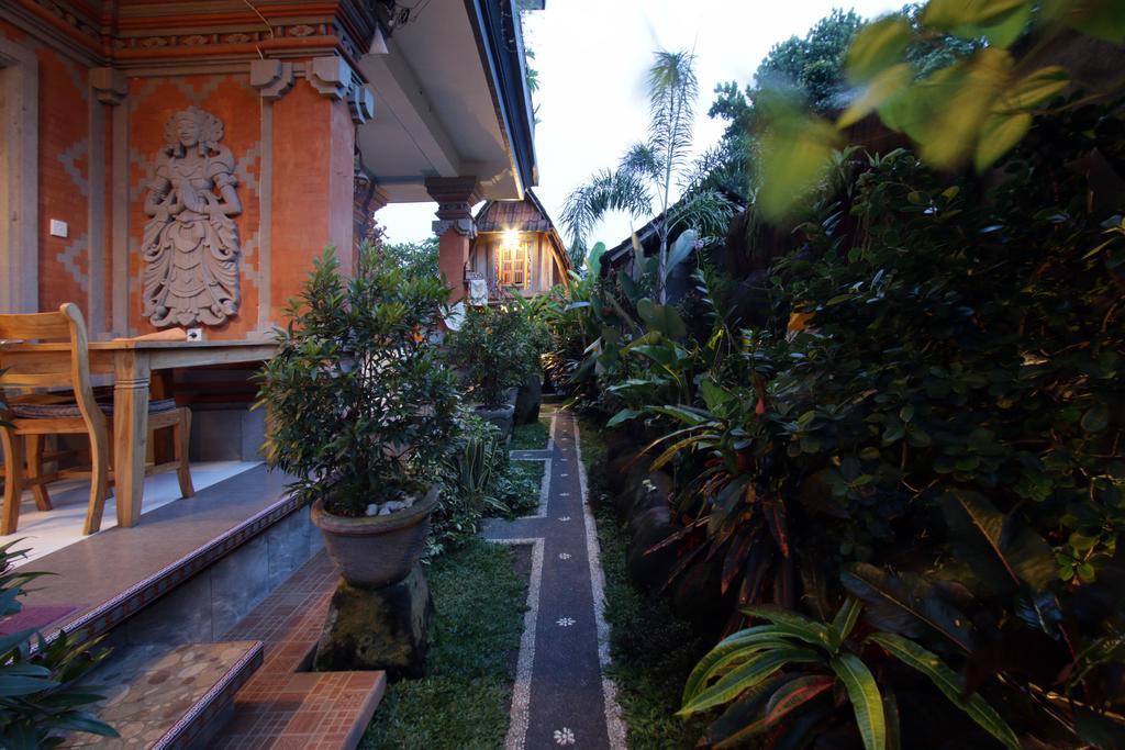 Loris Homestay Ubud Eksteriør billede