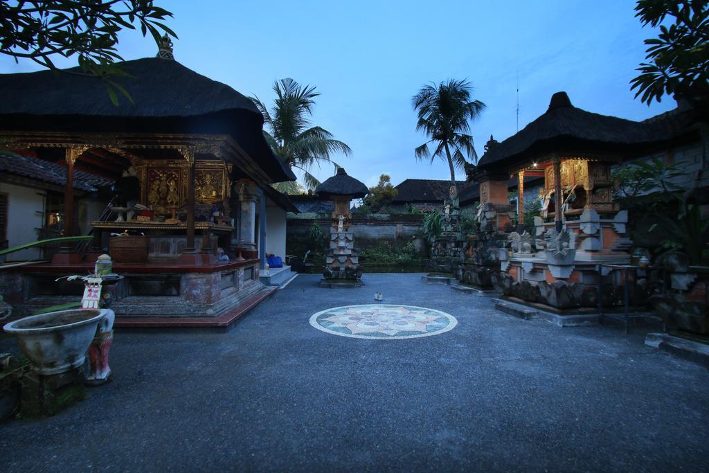 Loris Homestay Ubud Eksteriør billede